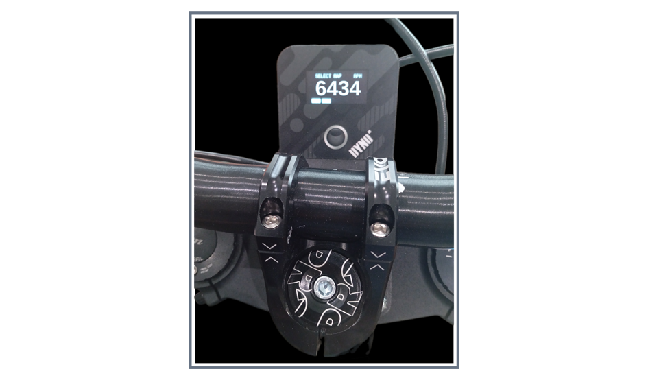 DISPLAY / SERVICE & DIAGNOSTICS